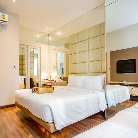 V Residence Банкок Екстериор снимка