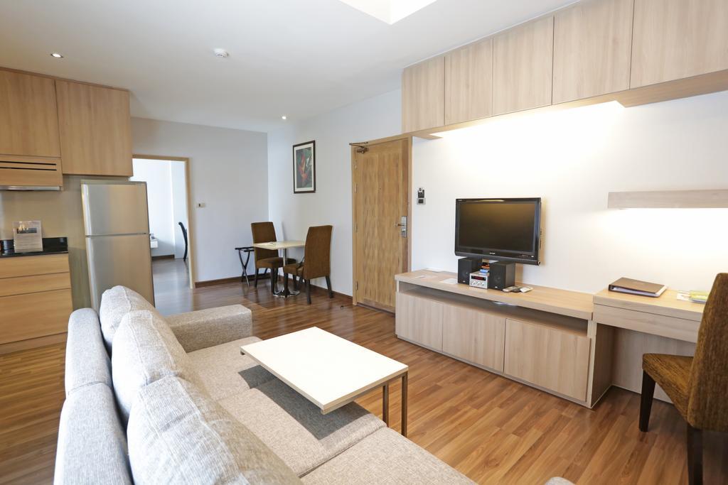 V Residence Банкок Екстериор снимка