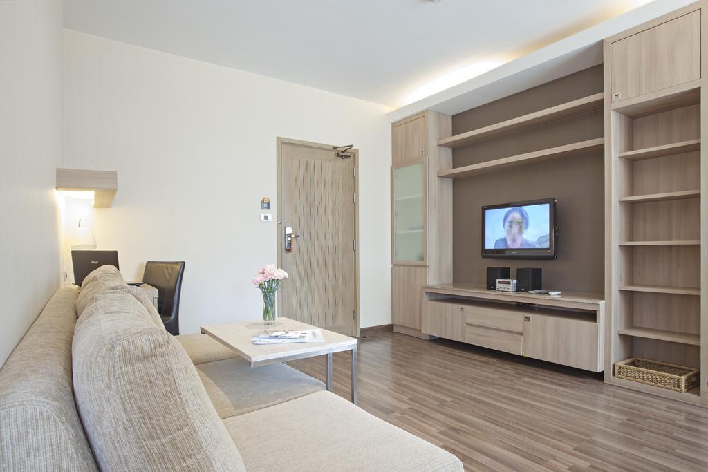 V Residence Банкок Екстериор снимка