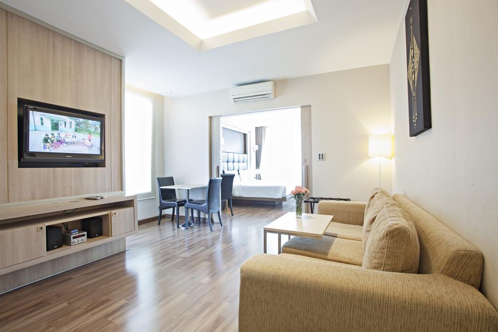V Residence Банкок Екстериор снимка